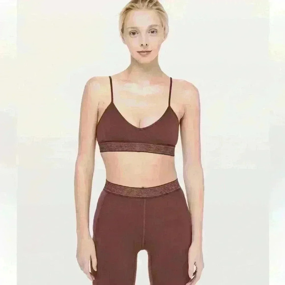 Lululemon Principal Dancer Golden Lining Bralette bra size 0 
Midnight Maroon - Picture 6 of 11
